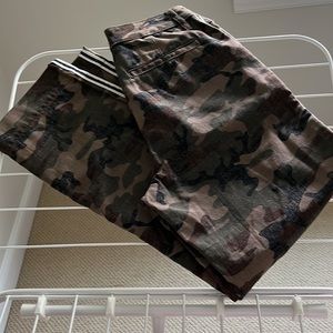 Abercrombie & Fitch woman camp pants 27/4R
